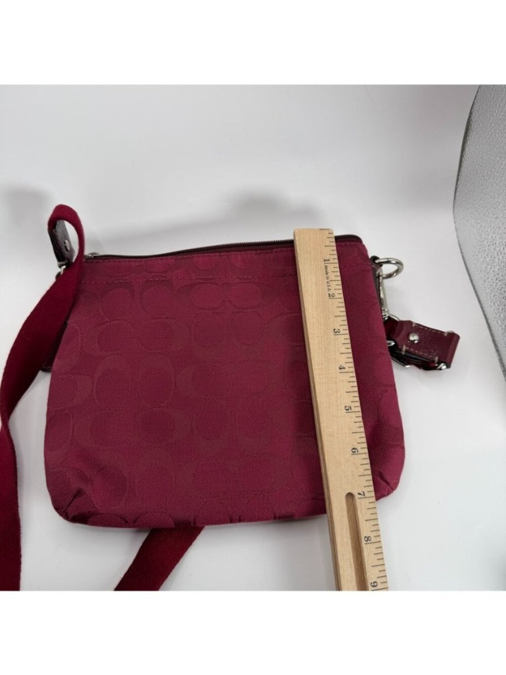 Vintage Coach Signature Canvas Pocket Swing Pack Color Crimson F45026 - Picture 8 of 8